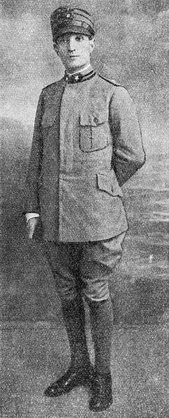 F. Filzi in divisa da sottotenente degli alpini
