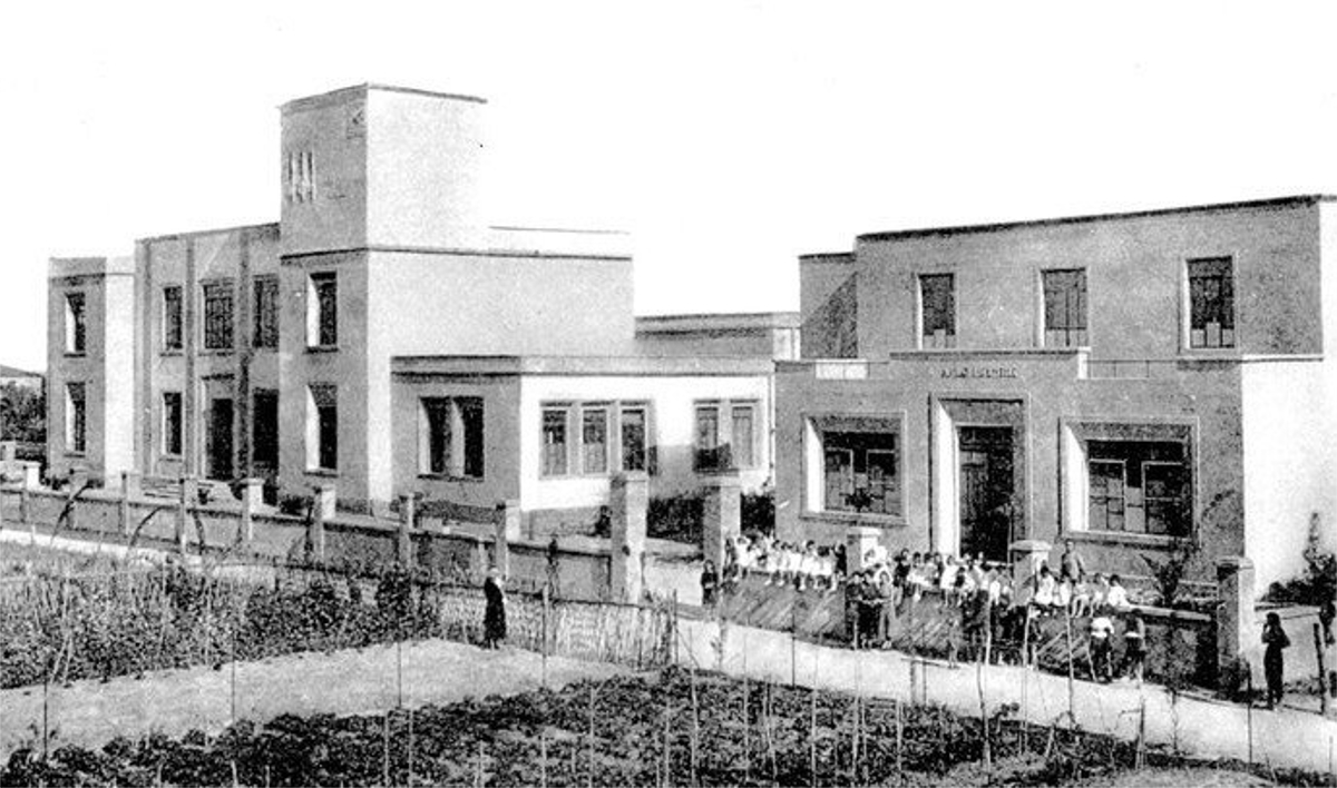 Scuola elementare F. Filzi negli anni '30